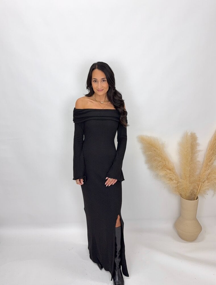 hf Off Shoulder Maxi Dress