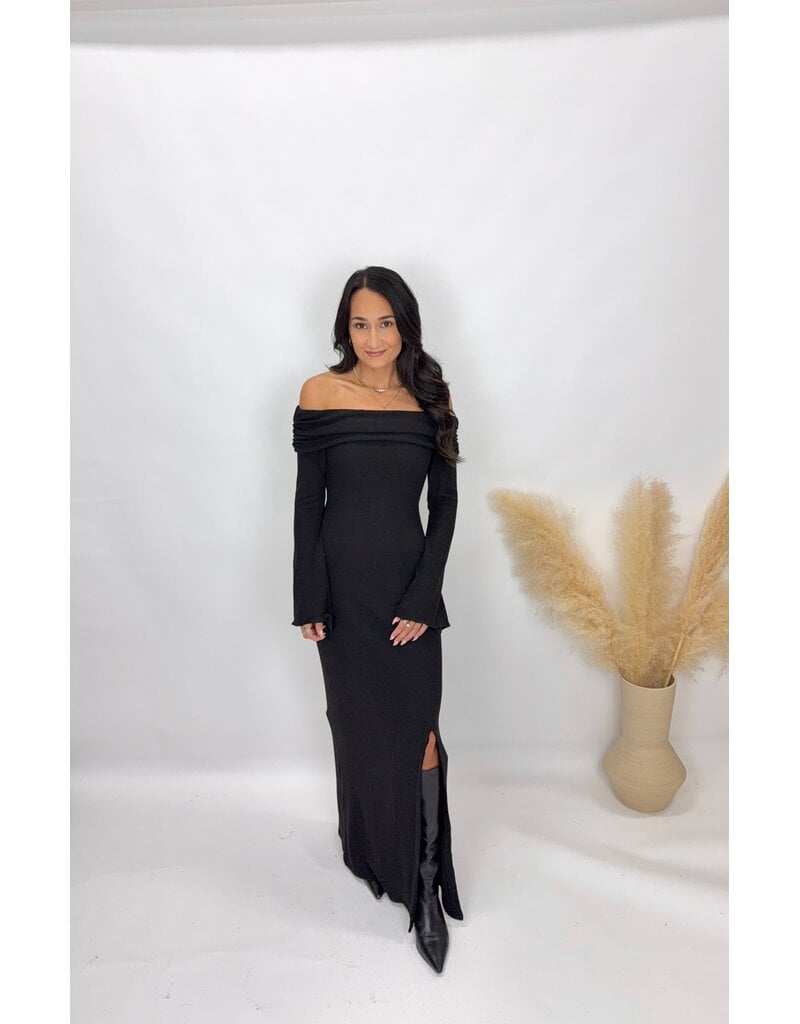 hf Off Shoulder Maxi Dress