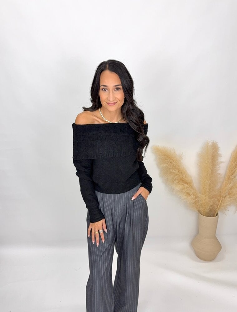 hf Off Shoulder Sweater