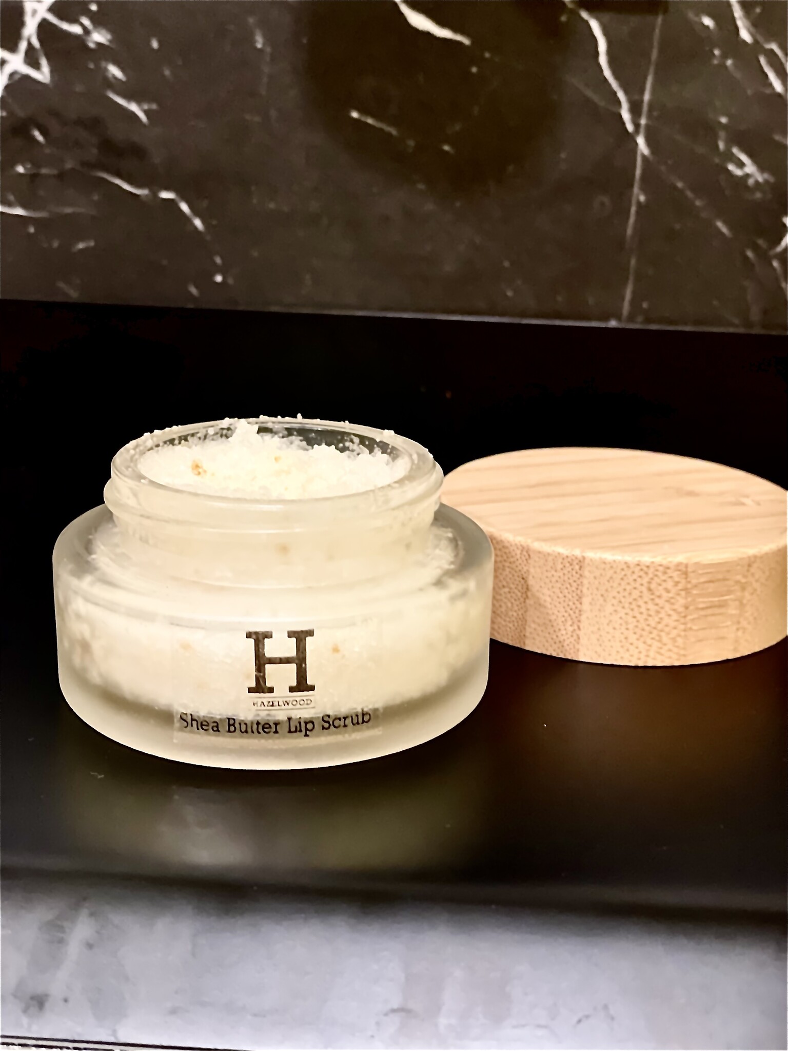 HSCo Medea Hydrating and Plumping Lip Scrub