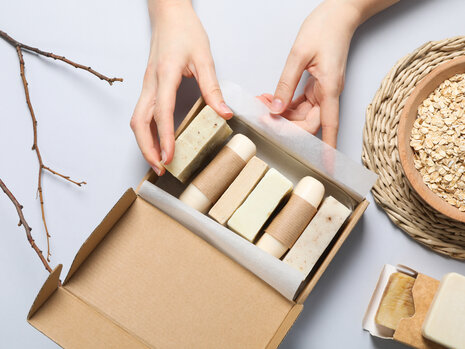 Where to Find Soap Stores Online That Ship Fast