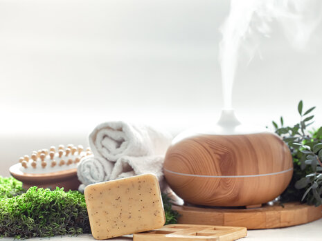 No Tub? No Problem: Try Steam Shower Aromatherapy