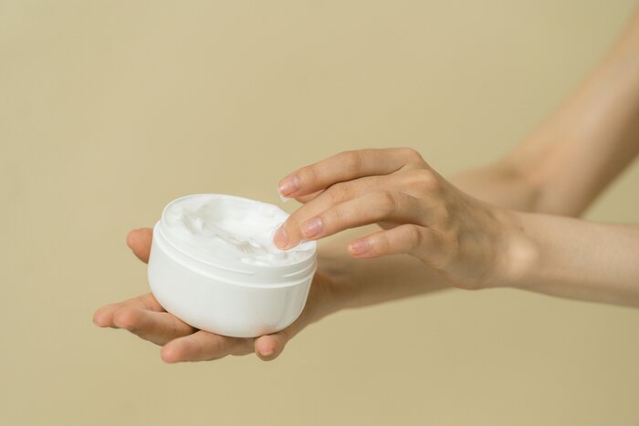 Shea Butter Cream vs Lotion: When Extra Emollients Win