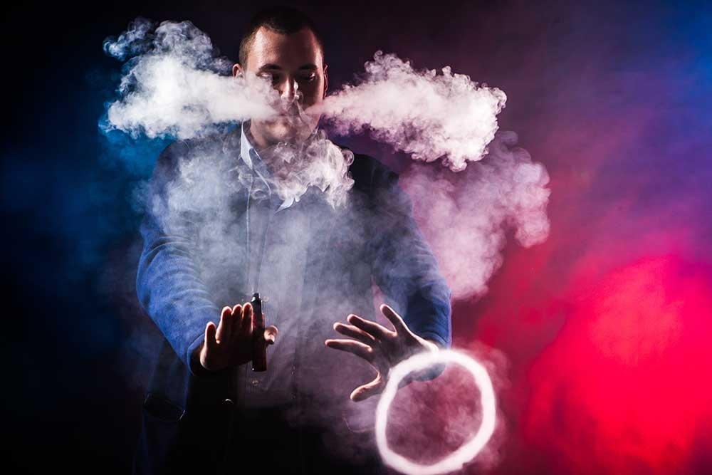 Vaping and Art: Exploring the Creative World of Vape Tricks and Cloud Photography