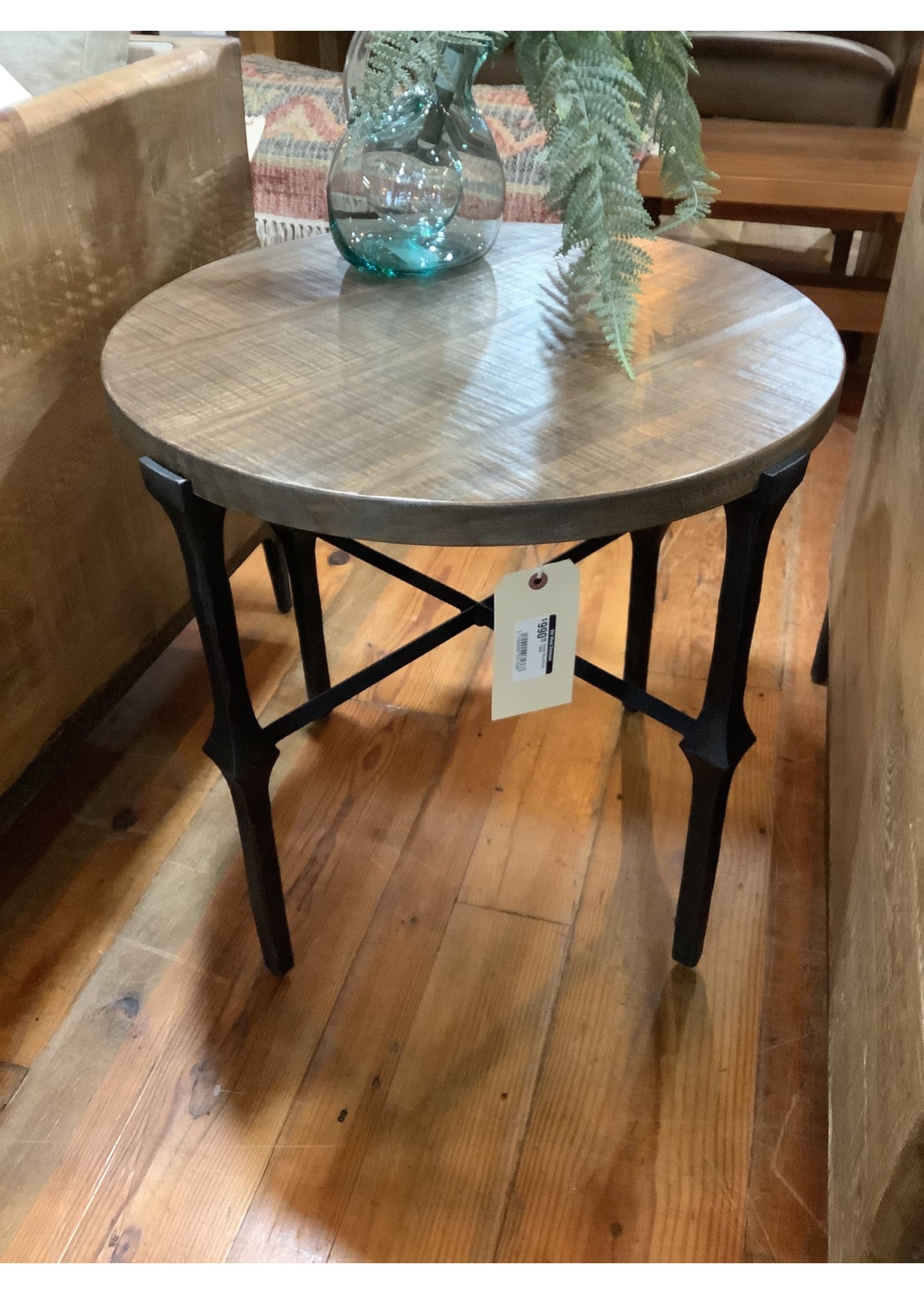 Classic Home Hunter Round End Table