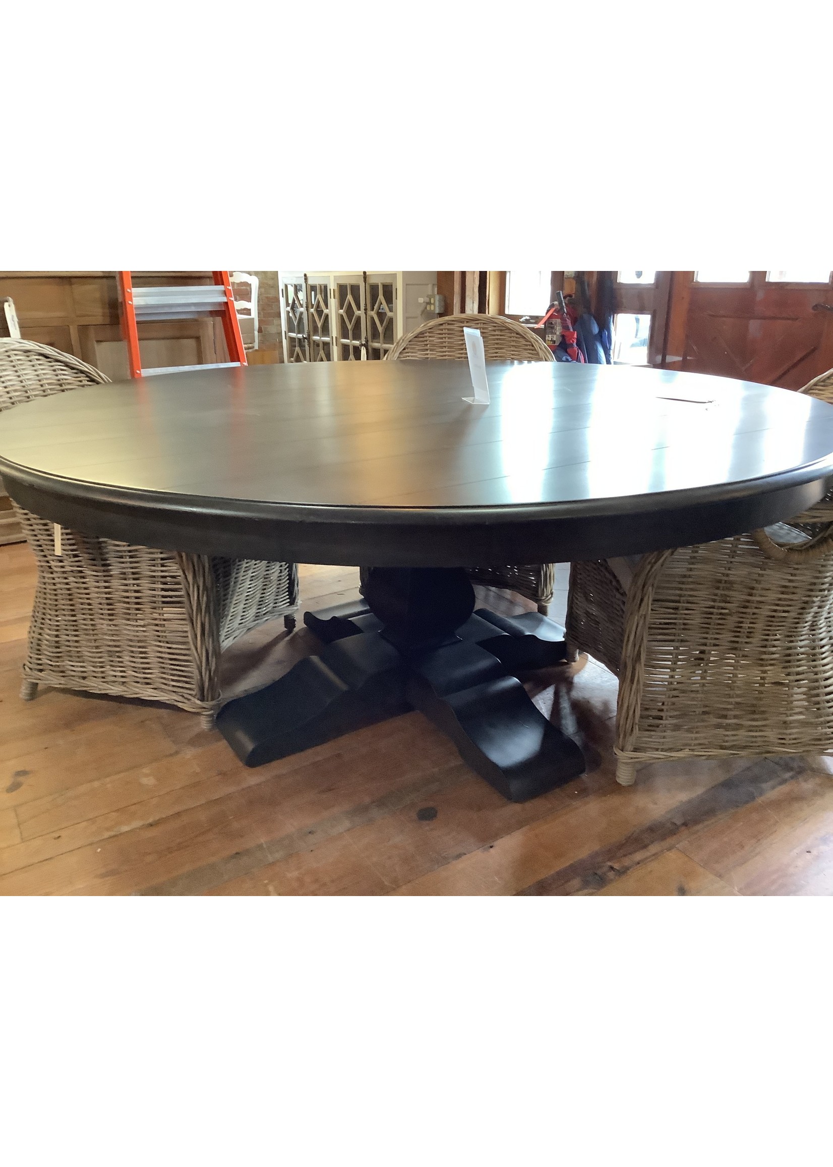 Bramble OW SPECIAL SALE Trestle Round Dining Table 72"