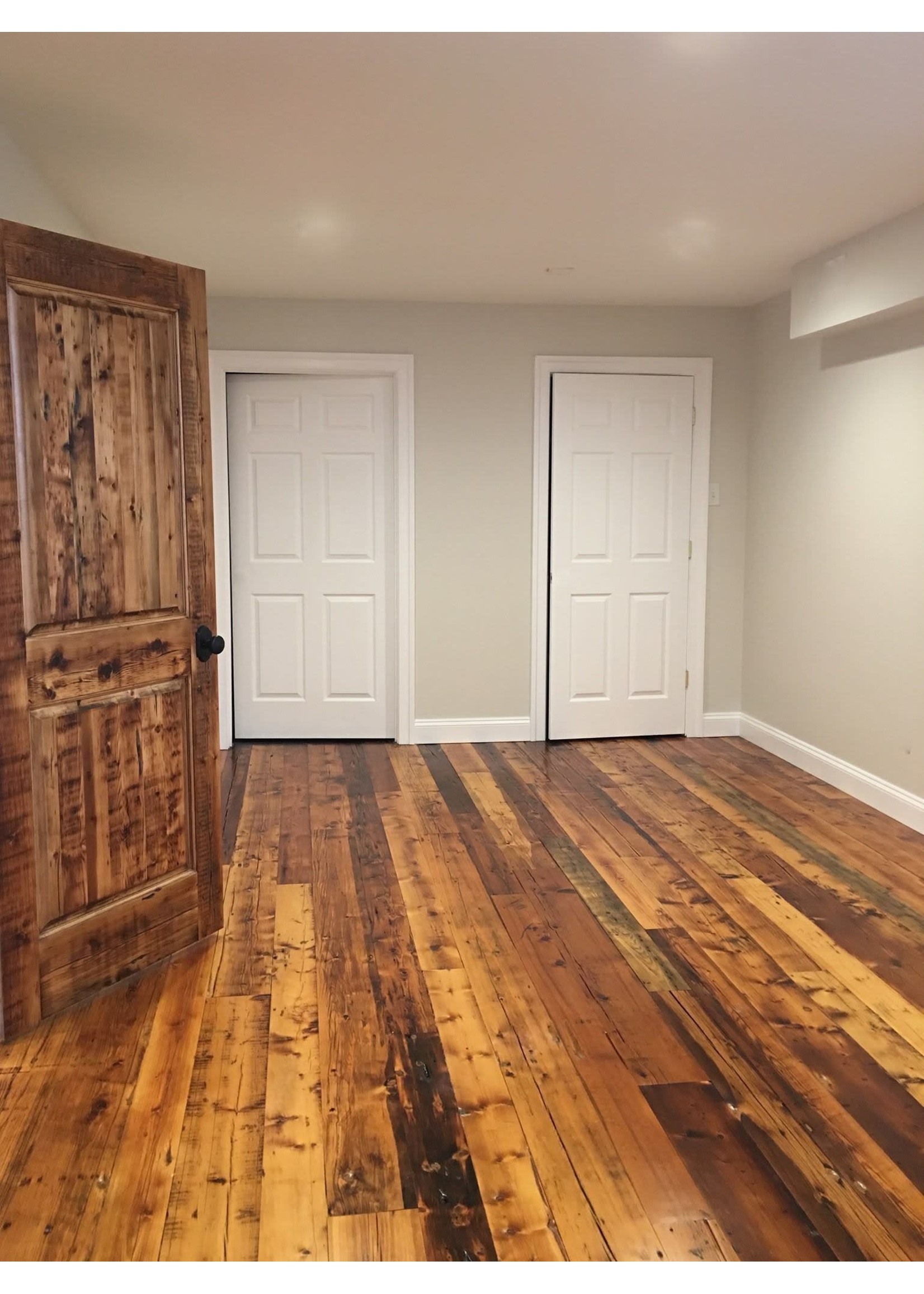 Old Wood Delaware Reclaimed Pine Flooring - Price Per Sq Ft - Unfinished Material Only