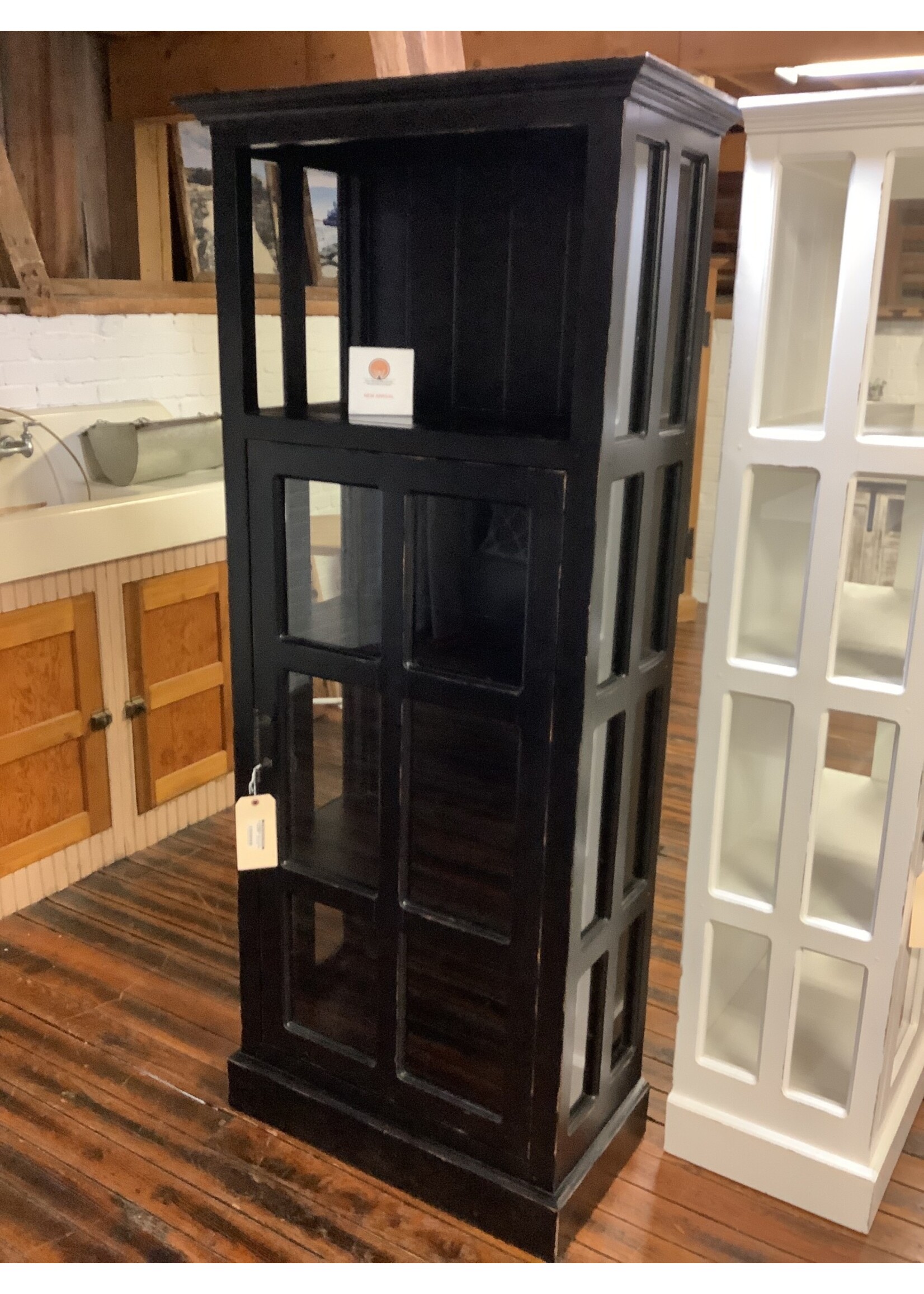 Iron Butterfly  Imports Cape Cod 1 Door Glass Cabinet Black  27 x 14 x 72