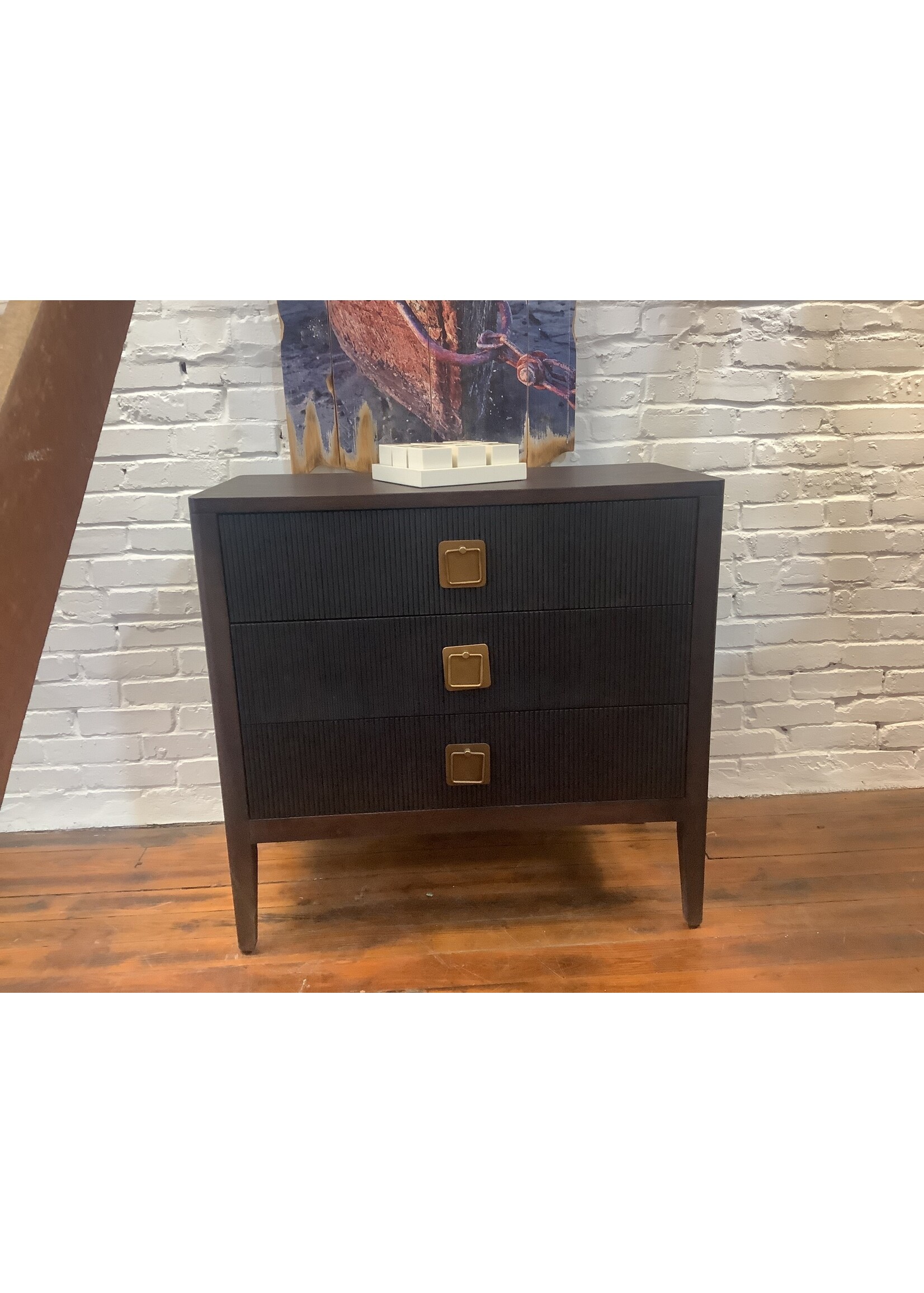 Crestview Collection Worthington 3 Drawer Chest 32" x 17" x 33.5"