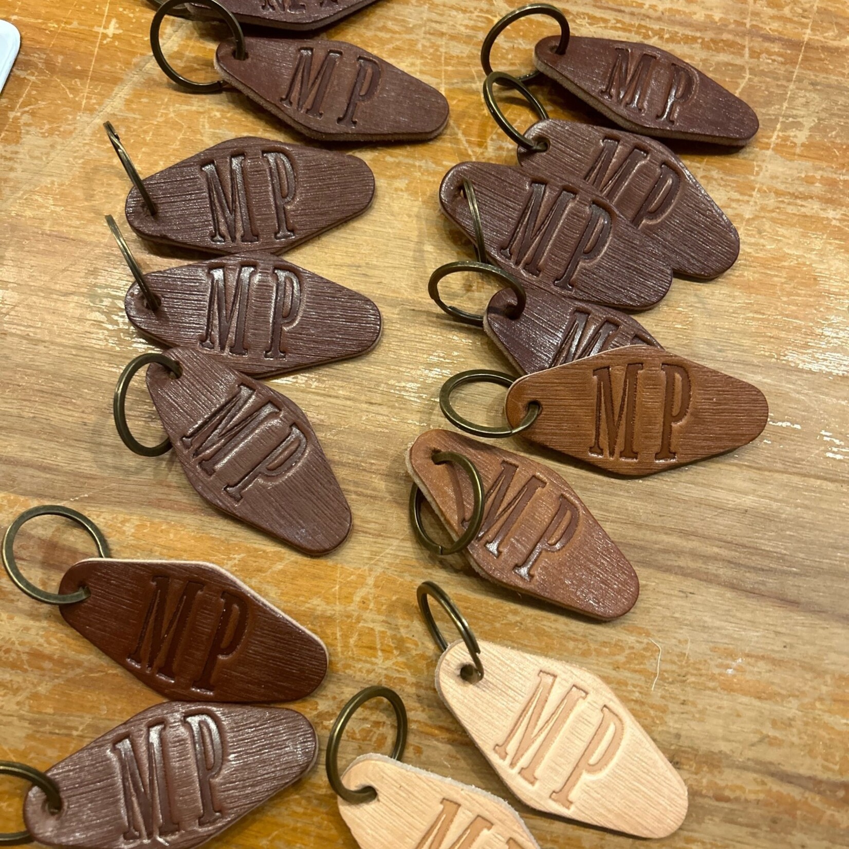 Tres Cuervo Motel KeyChain - Max Porter: "MP" (Leather Colors Vary)