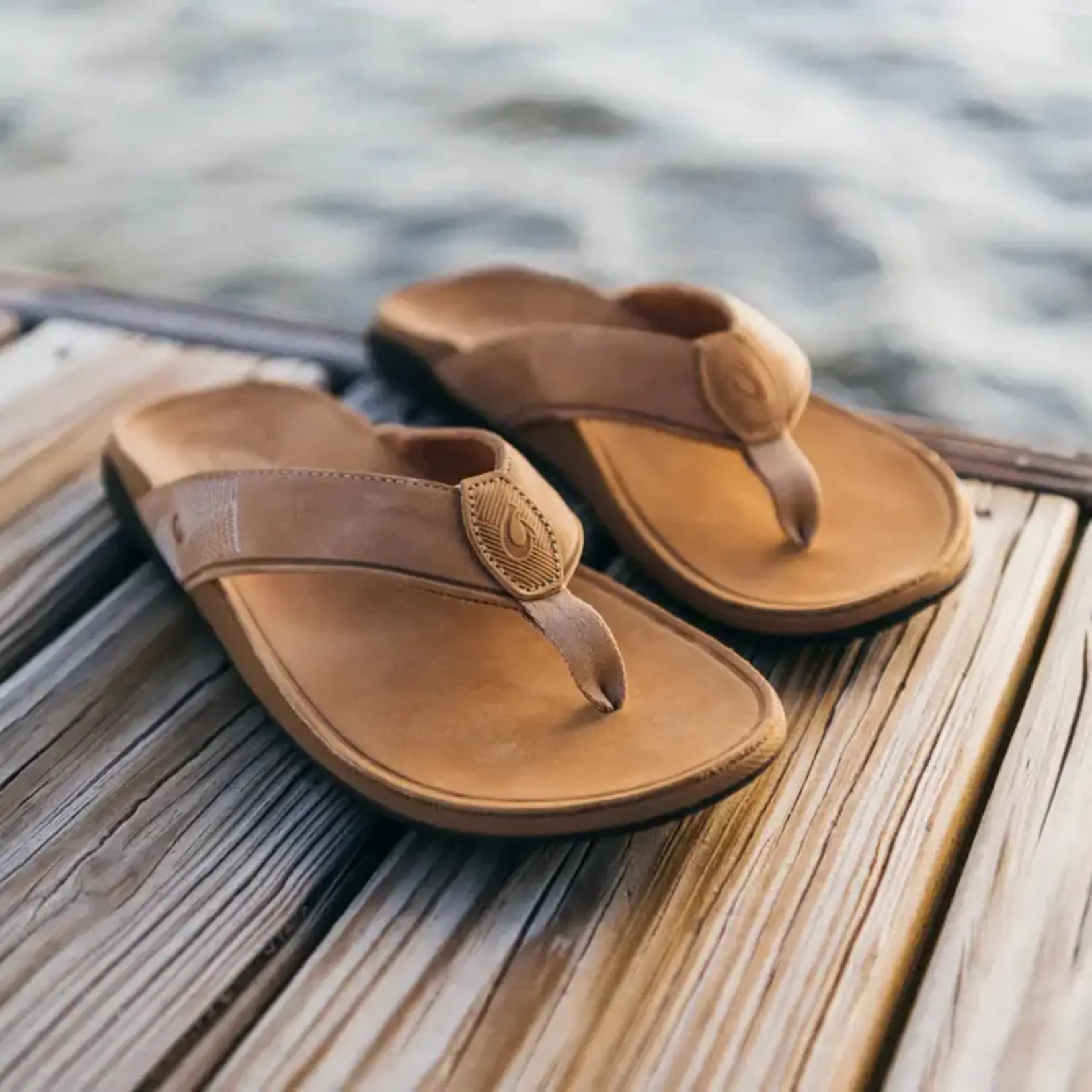 OluKai Tuahine Sandal