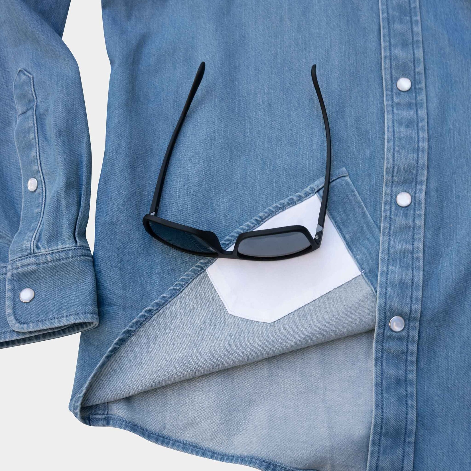 Poncho Outdoors The Fort Davis - LS Denim