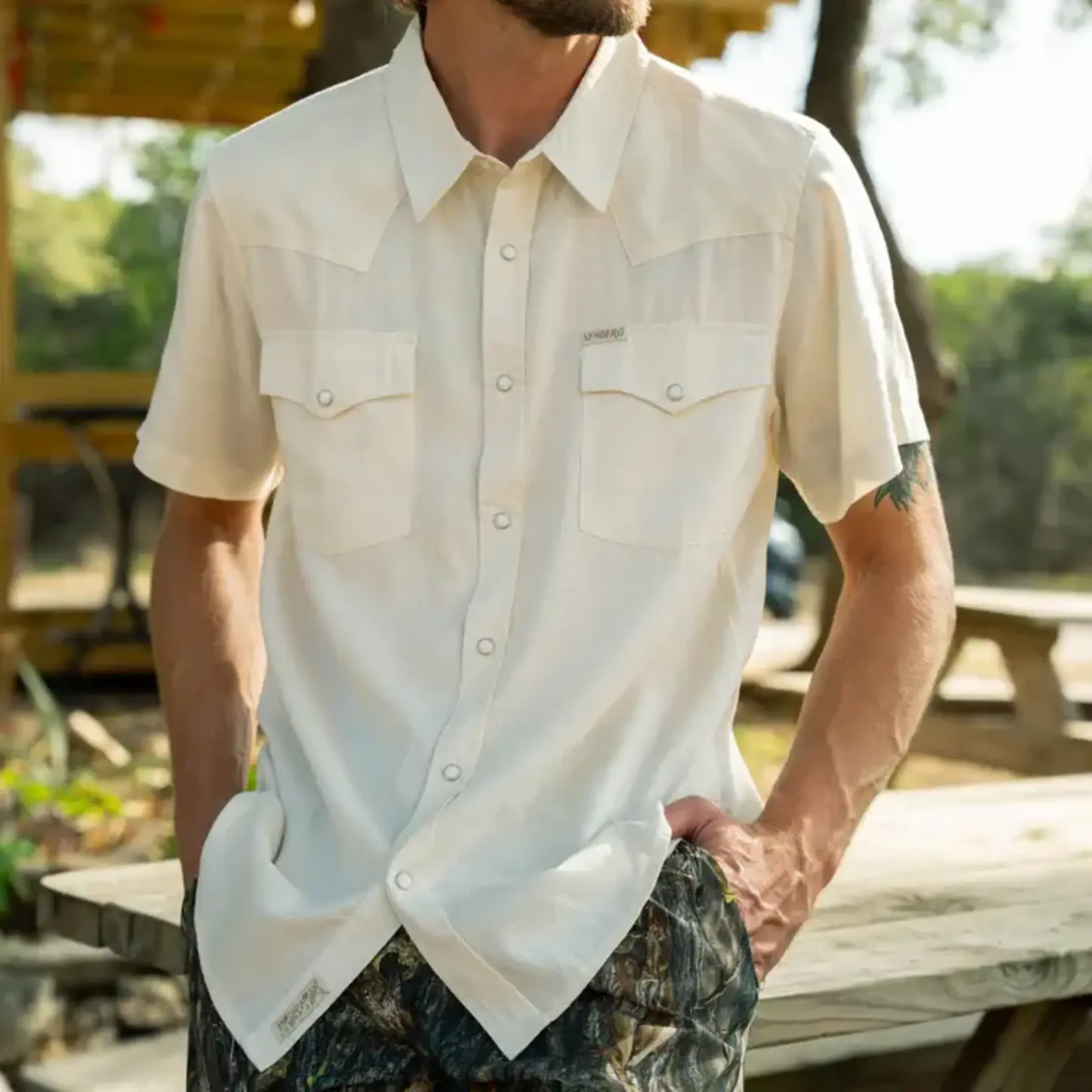 Sendero Provisions The Wyatt Pearl Snap Shirt Solid