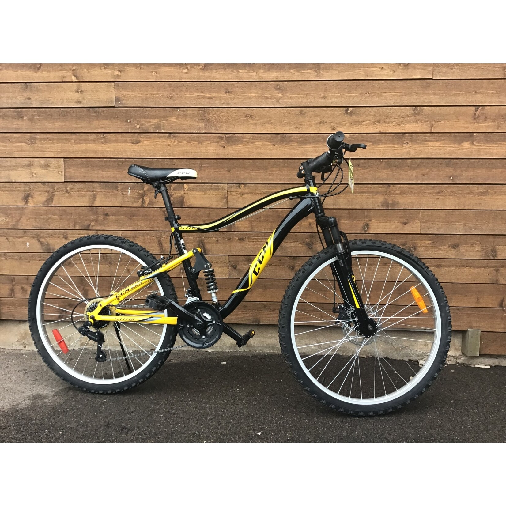 Used CCM Hybrid yellow black Outer Limit Sports Bike Shop