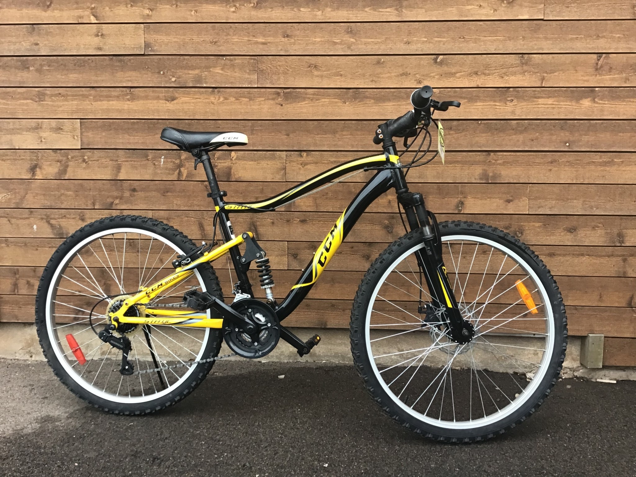Used CCM Hybrid yellow black Outer Limit Sports Bike Shop