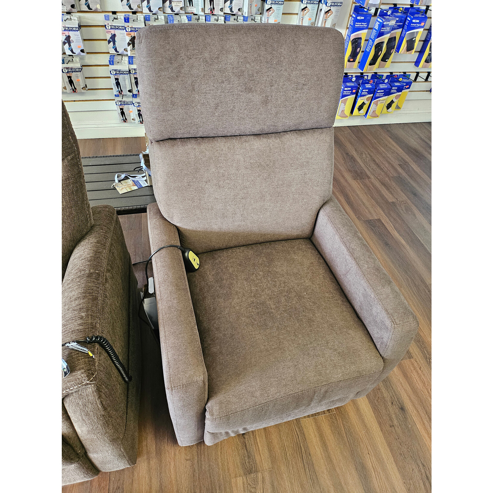 Vive Health Large Lift Chair