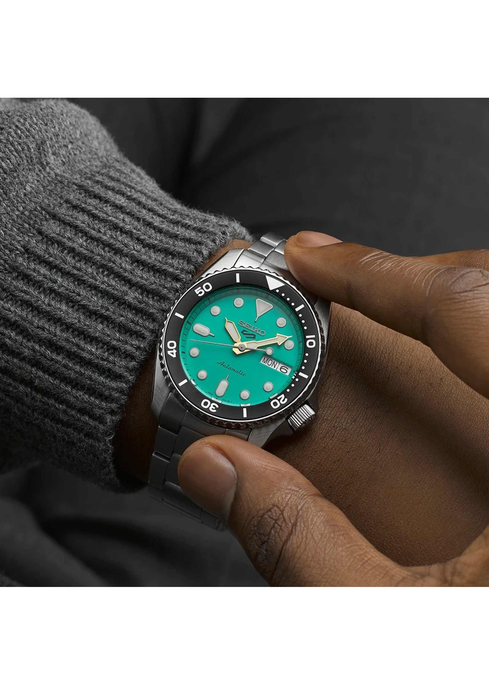 SEIKO SRPK33K1F Seiko 5 Sports SKX 'Midi' Teal Auto 38MM