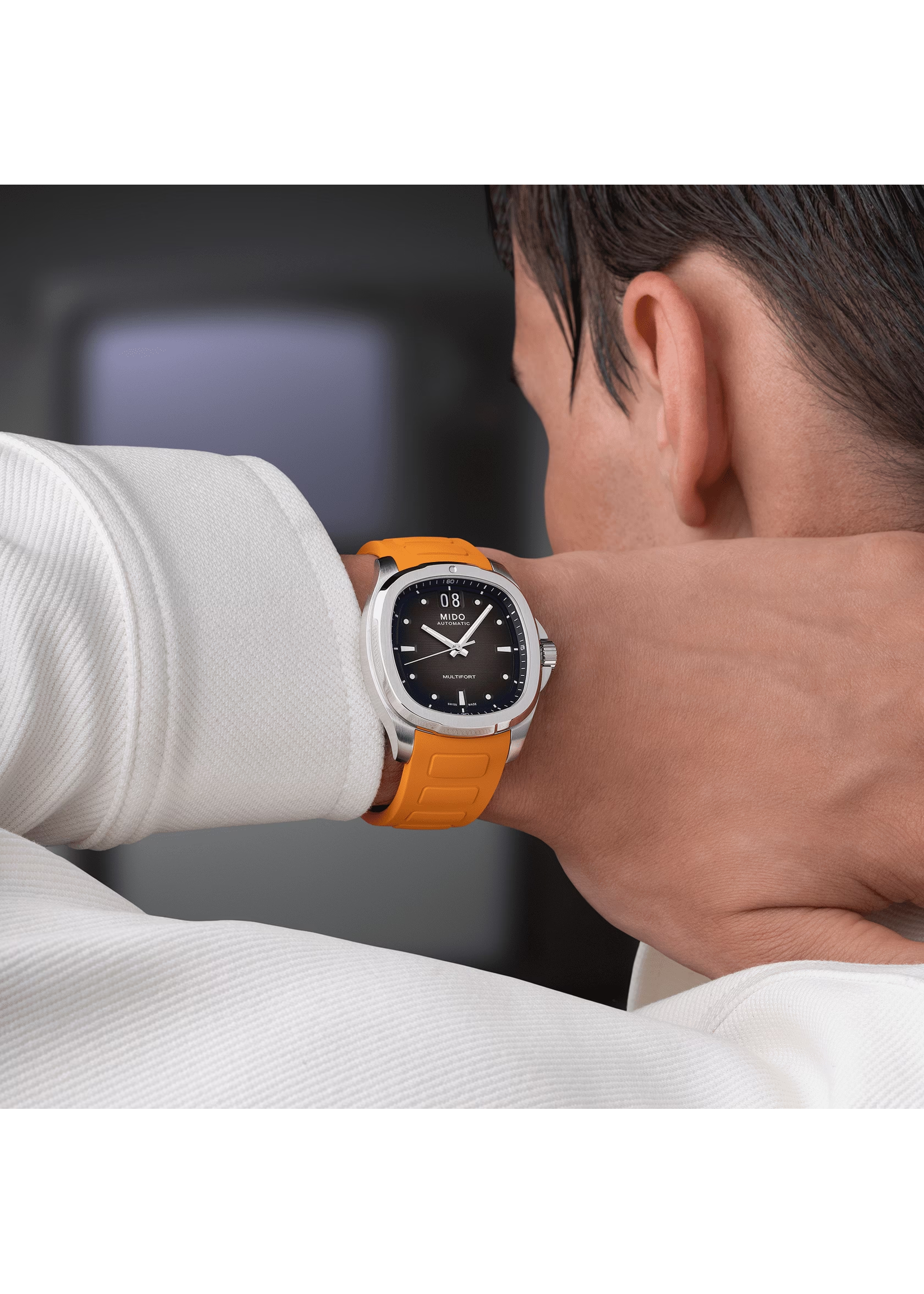 MIDO M0495261708100 MIDO MULTIFORT TV BIG DATE ORANGE