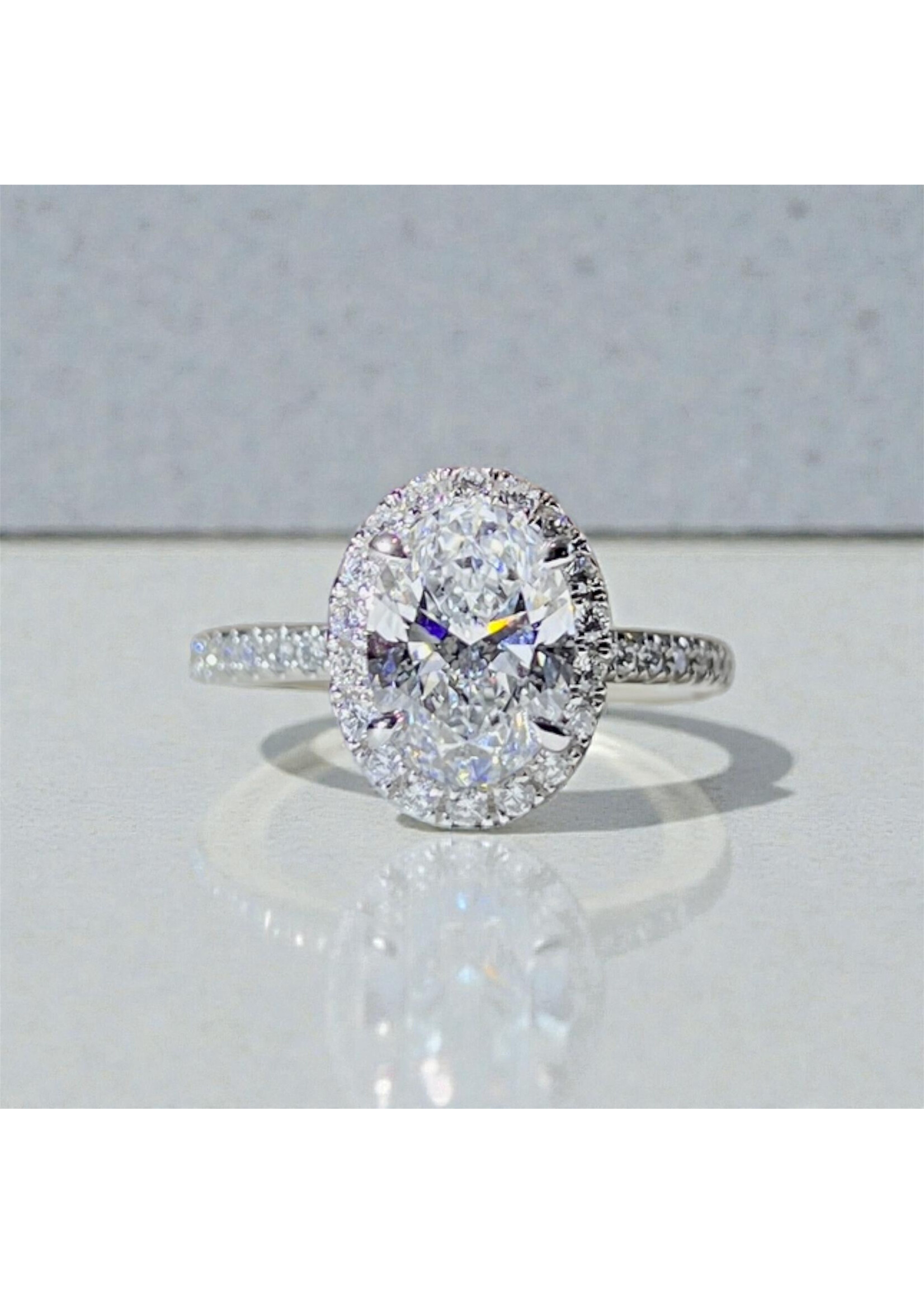 Oceans Hartelle Oval Cut Diamond Ring 18K White Gold  2.755CT