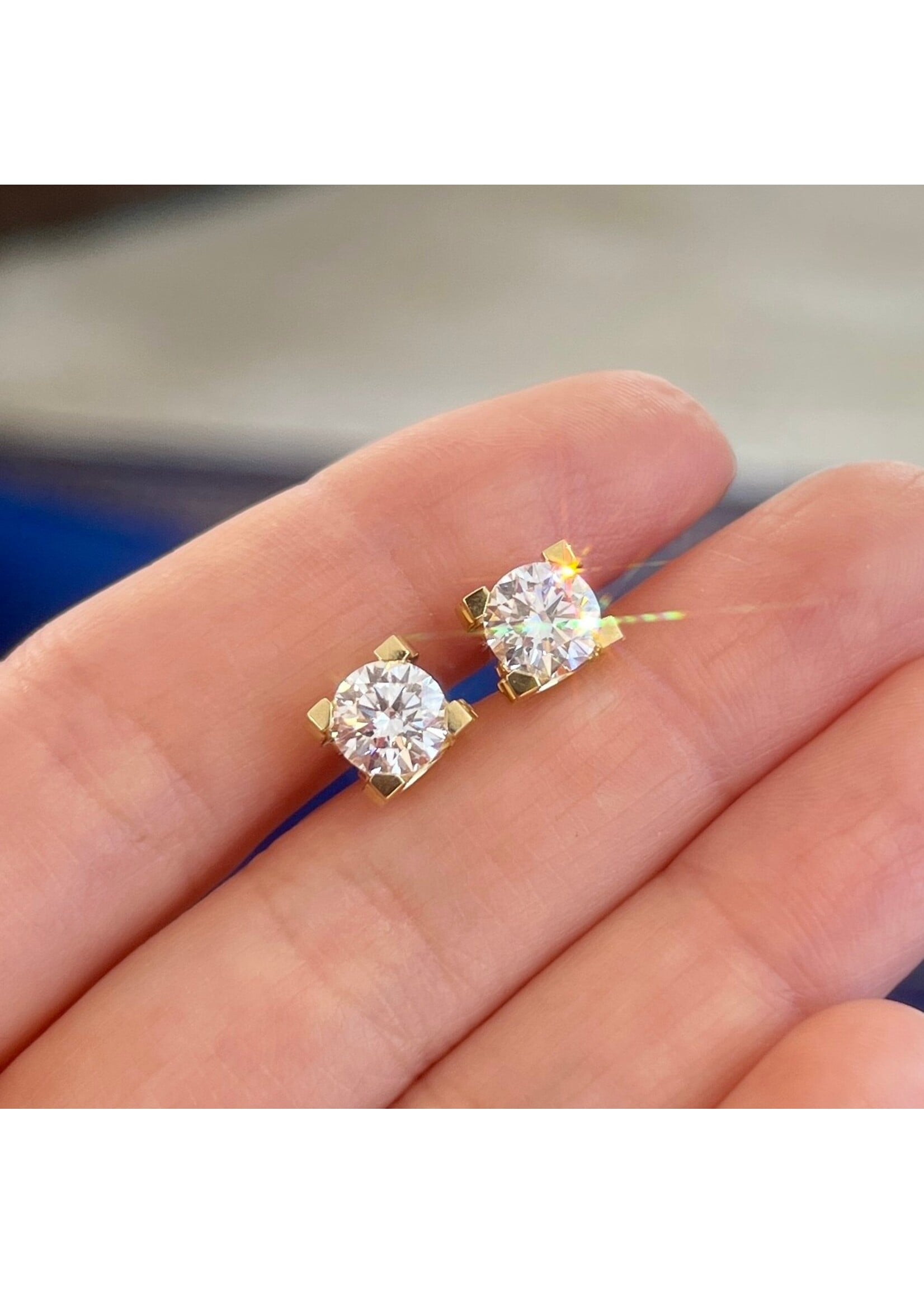 Oceans Cresta Ear Studs 14K Yellow Gold 2CT