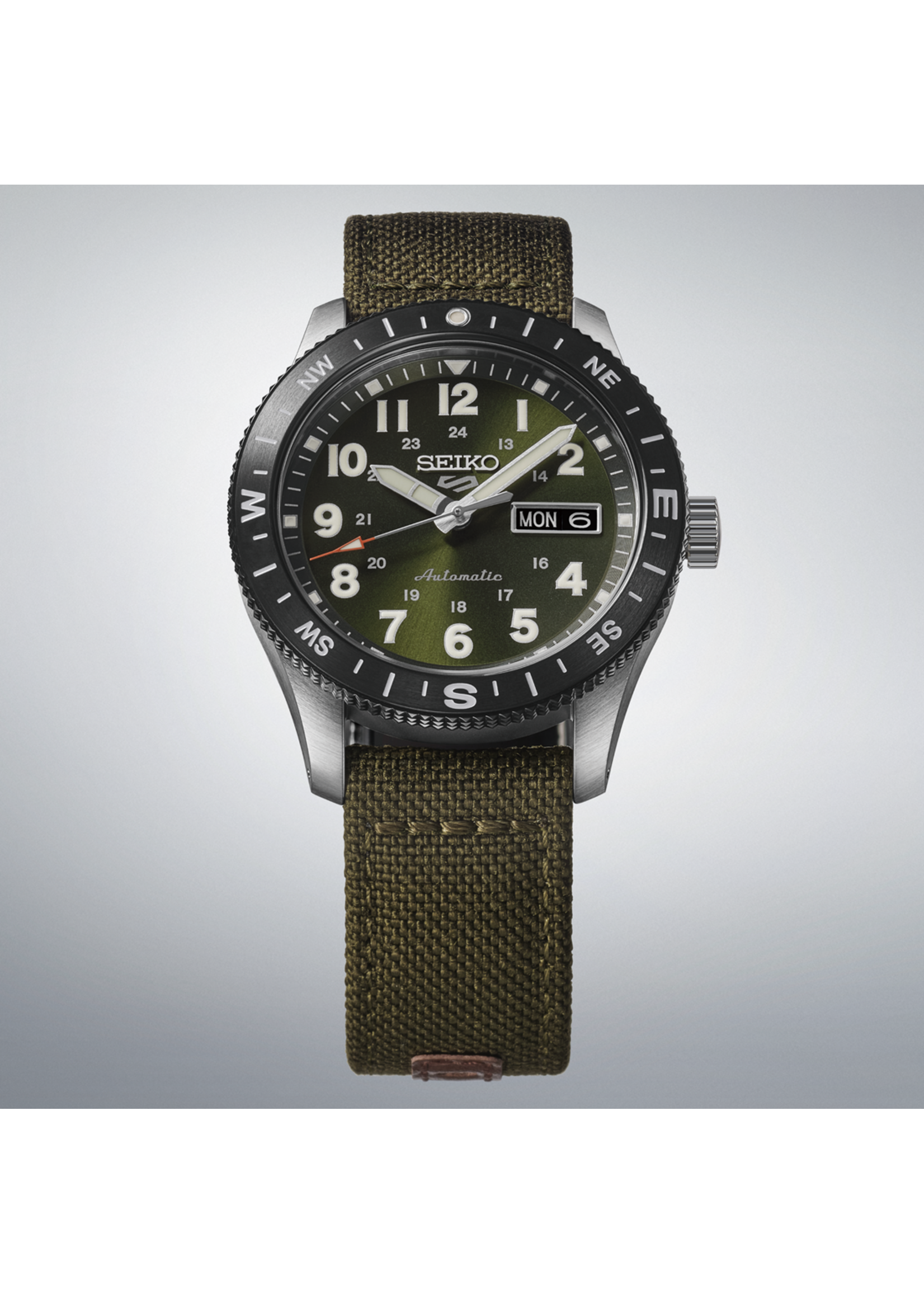 SEIKO HDB008K1J  Seiko 5 Sports Field Series