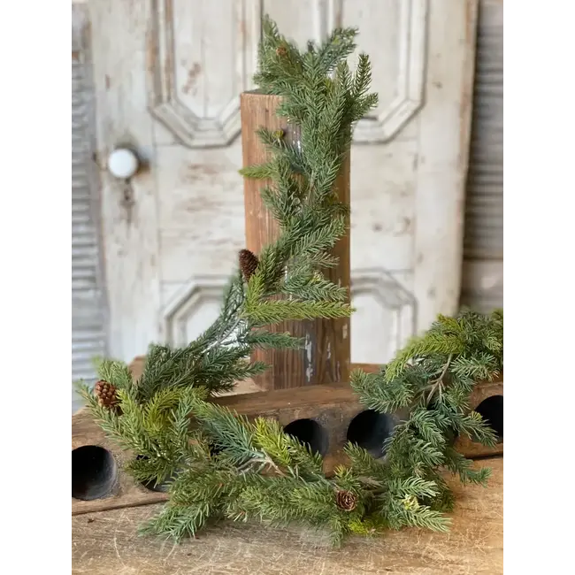 White Spruce Garland w/ Cones 6’