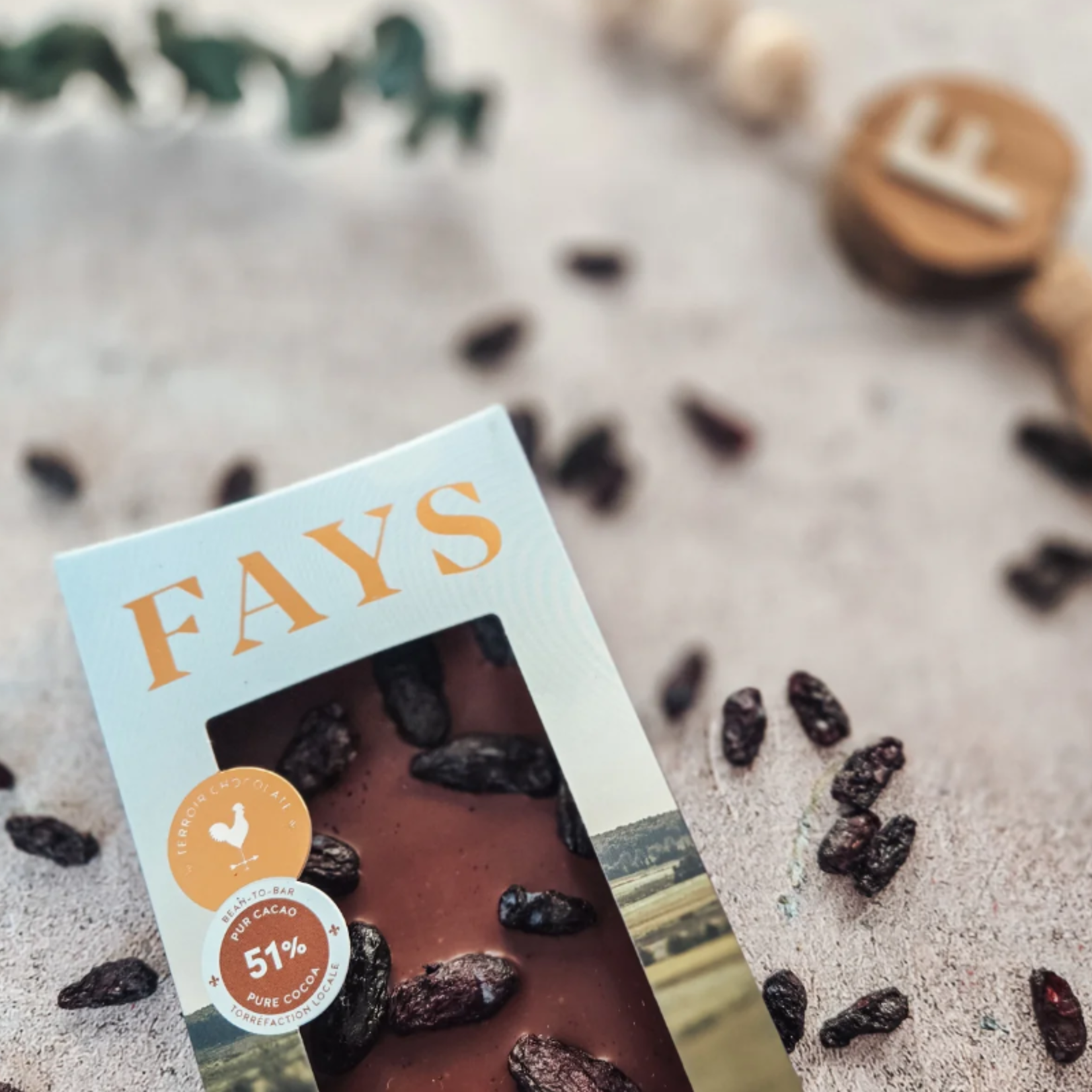 Fays Tablette de chocolat au lait 51 % aux camerises