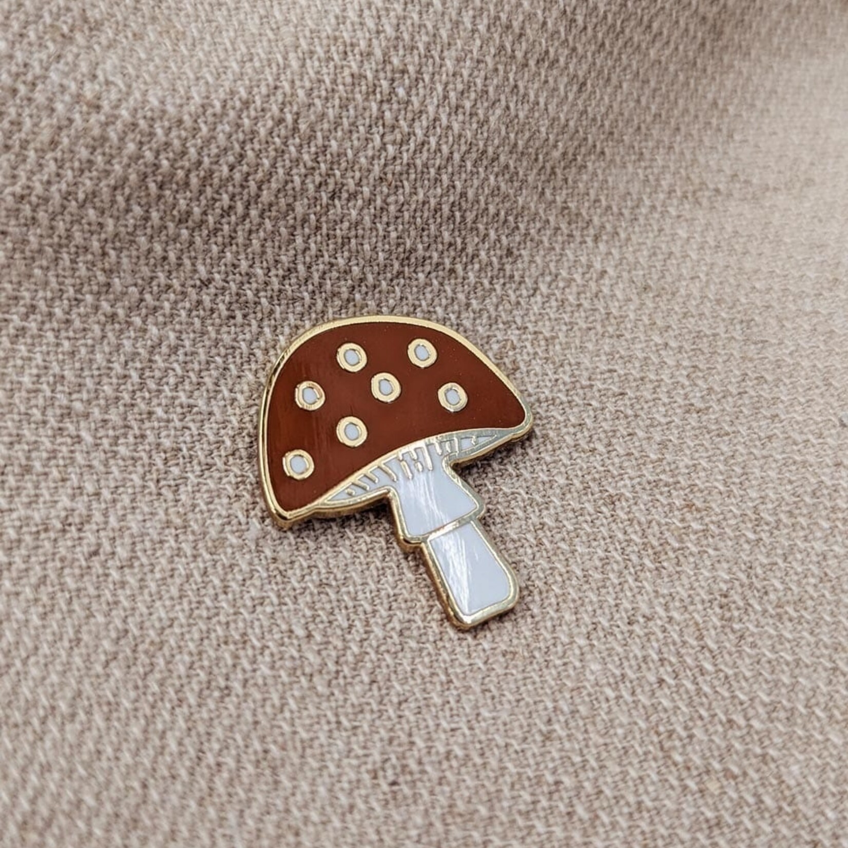Mimi and August Épinglette- Champignon