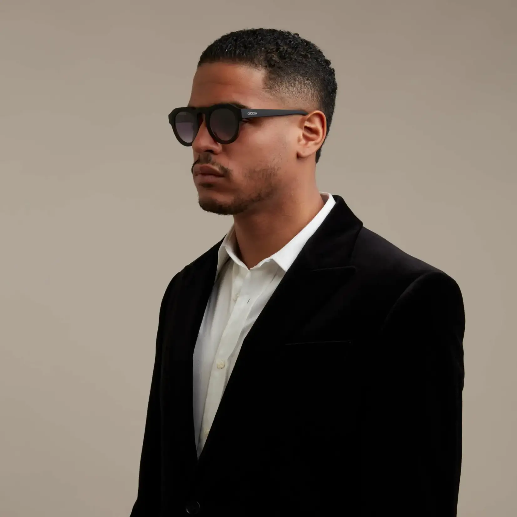 OKKIA Lunettes soleil unisexe -Zeno -Noire avec 3 pois
