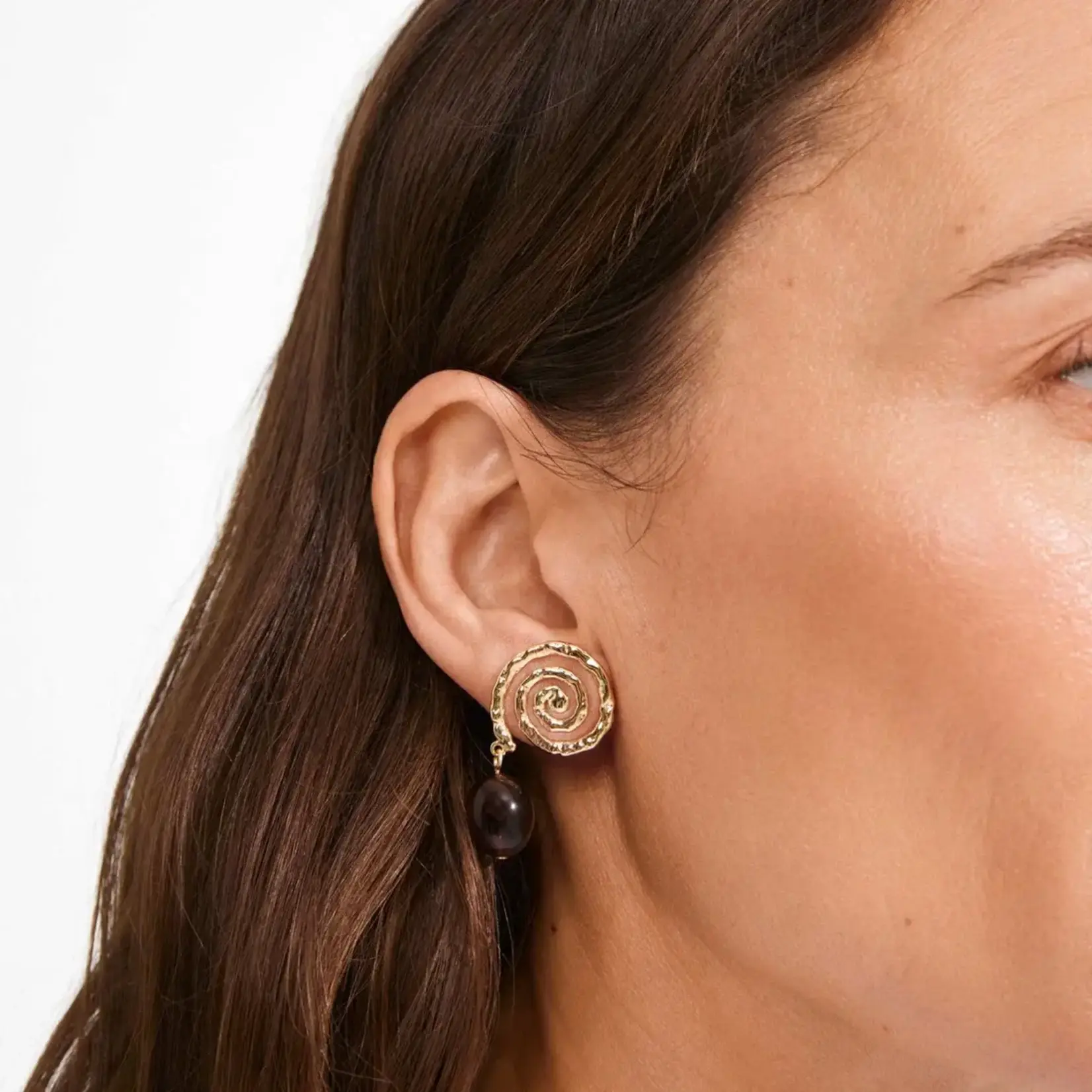 Pilgrim Boucles d'oreilles Still plaqué or et brun