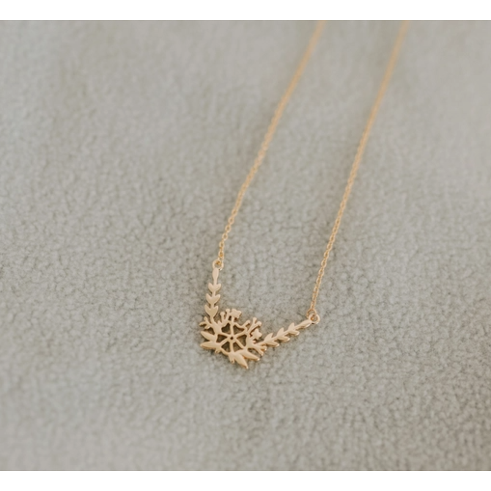 The Montana Scene TMS Flower Necklace