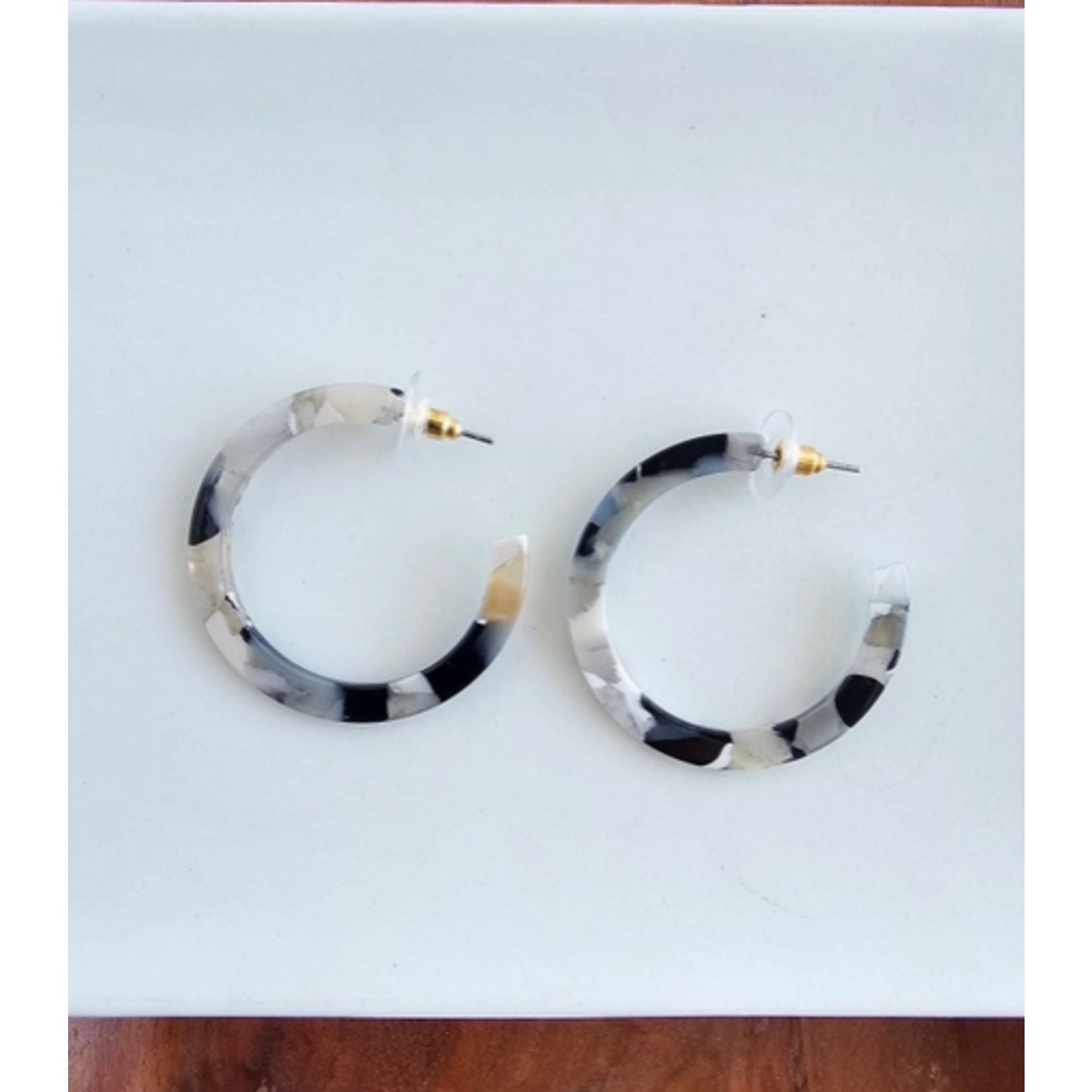 Spiffy & Splendid S&S Camy Hoop Earrings Ivory & Slate