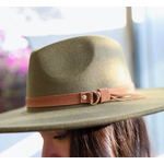 Leto Accessories Leto Stylish Flat Brim Buckle Hat