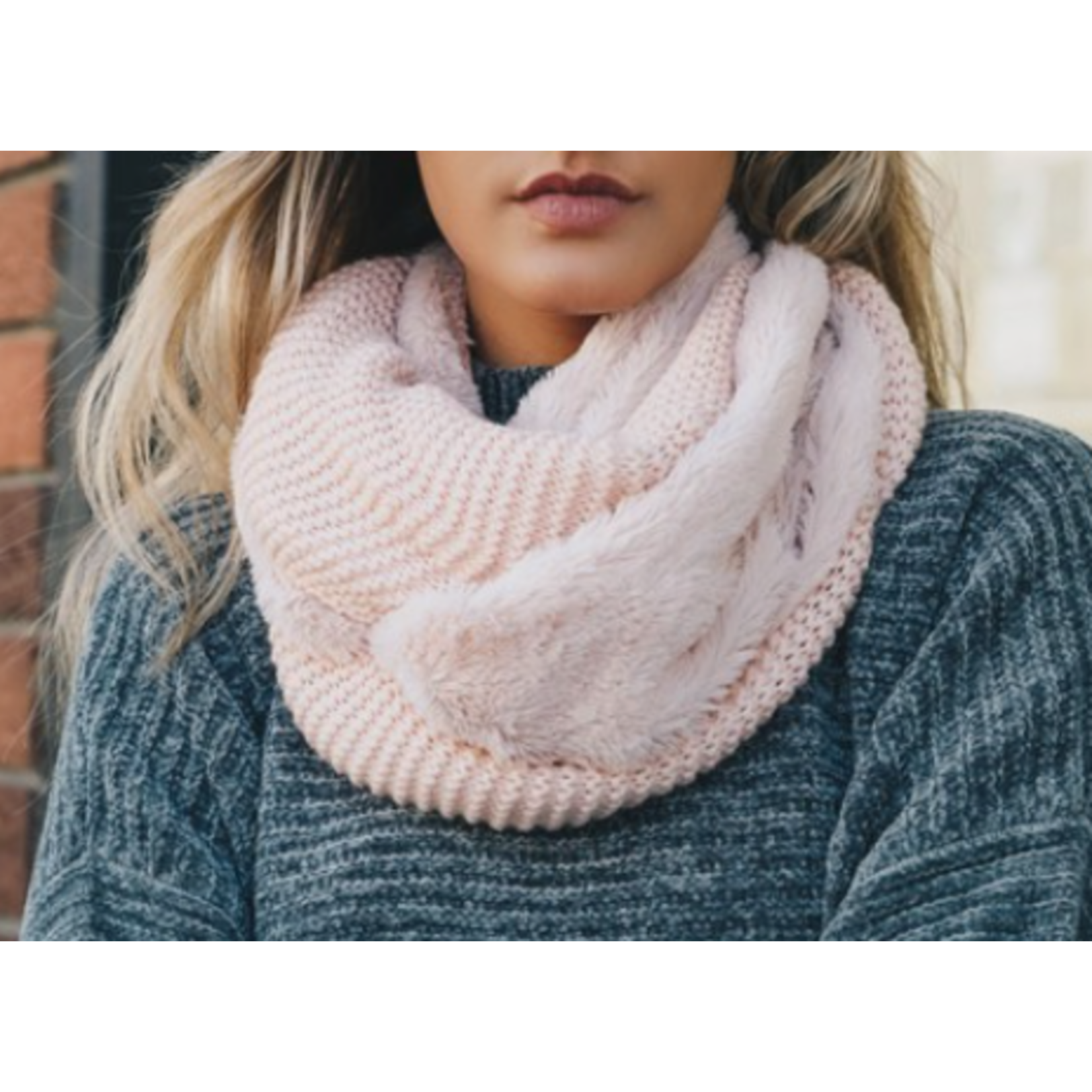 Leto Accessories Leto Knit Sherpa Lining Knit Infinity Scarf Pink