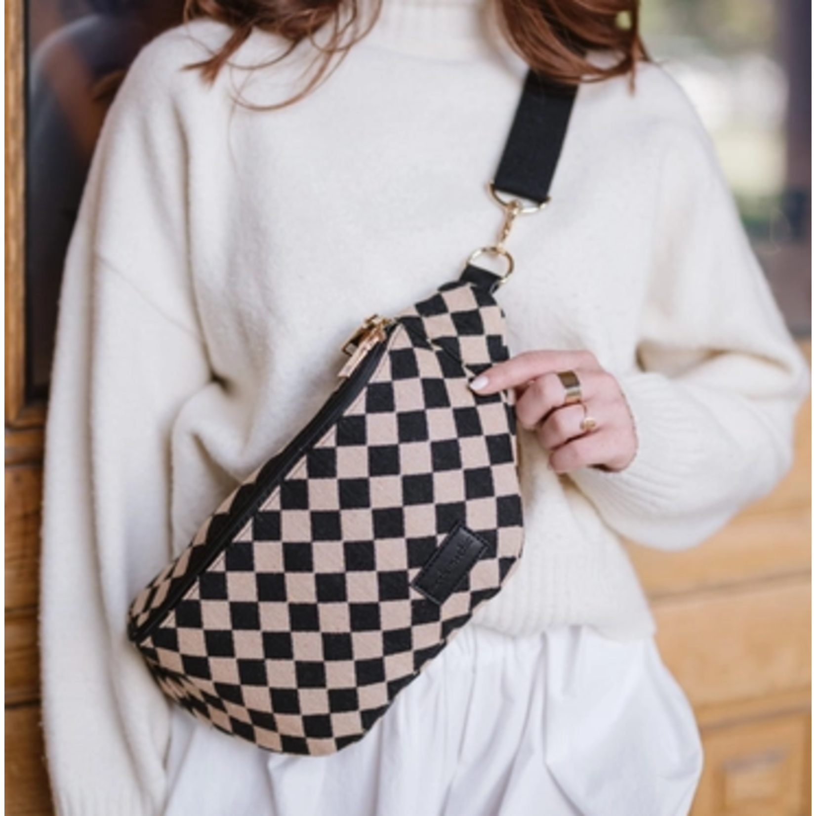 Modern+Chic M+C Avril Patterned Oversized Belt Bag Diamonds