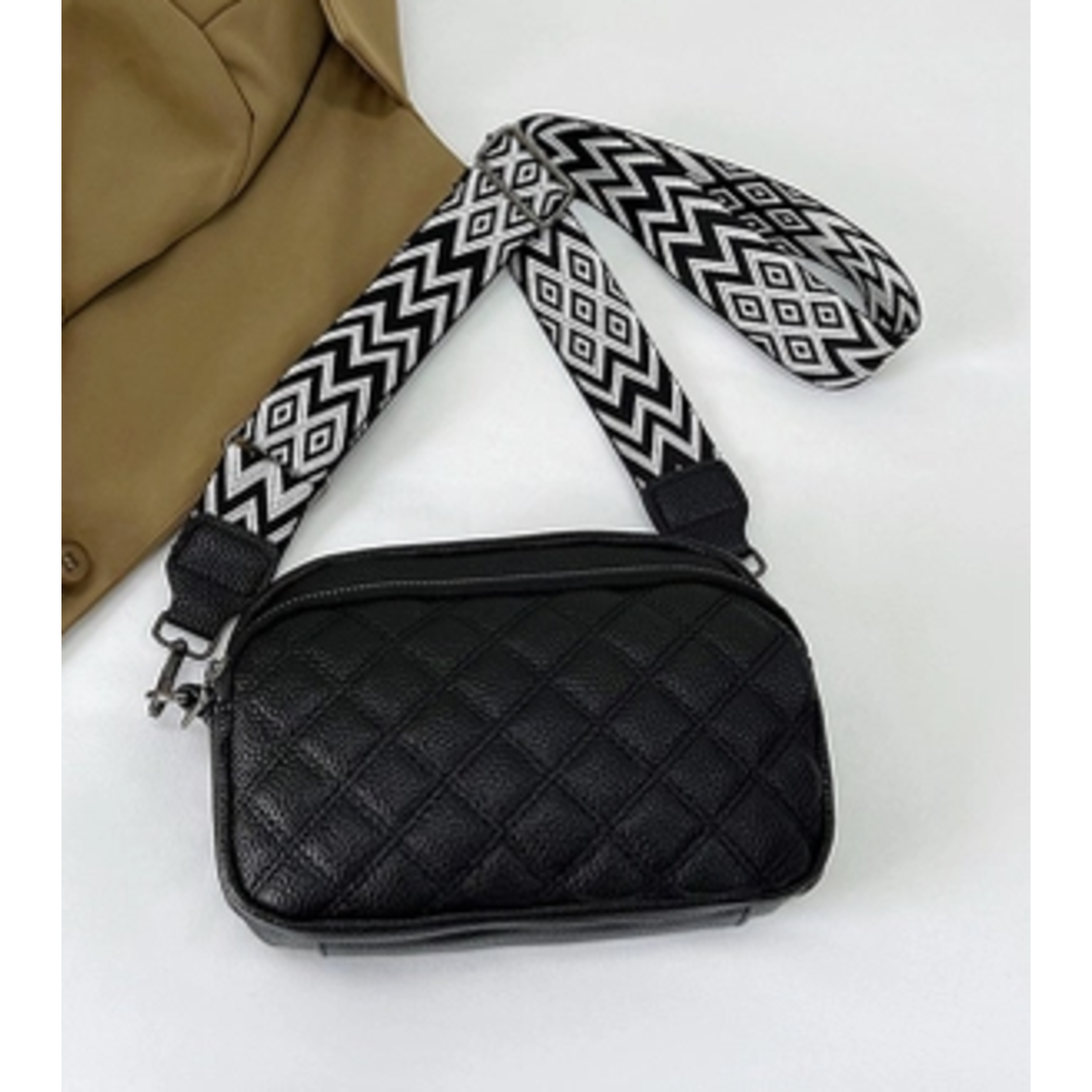 Vanilla Monkey VM Quilted Vegan Leather Crossbody Camera Bag