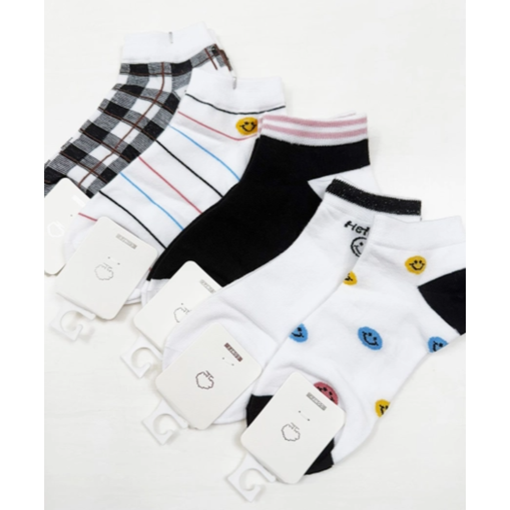 Love & Repeat L&R Assorted Smiley Designs All Year Long Socks