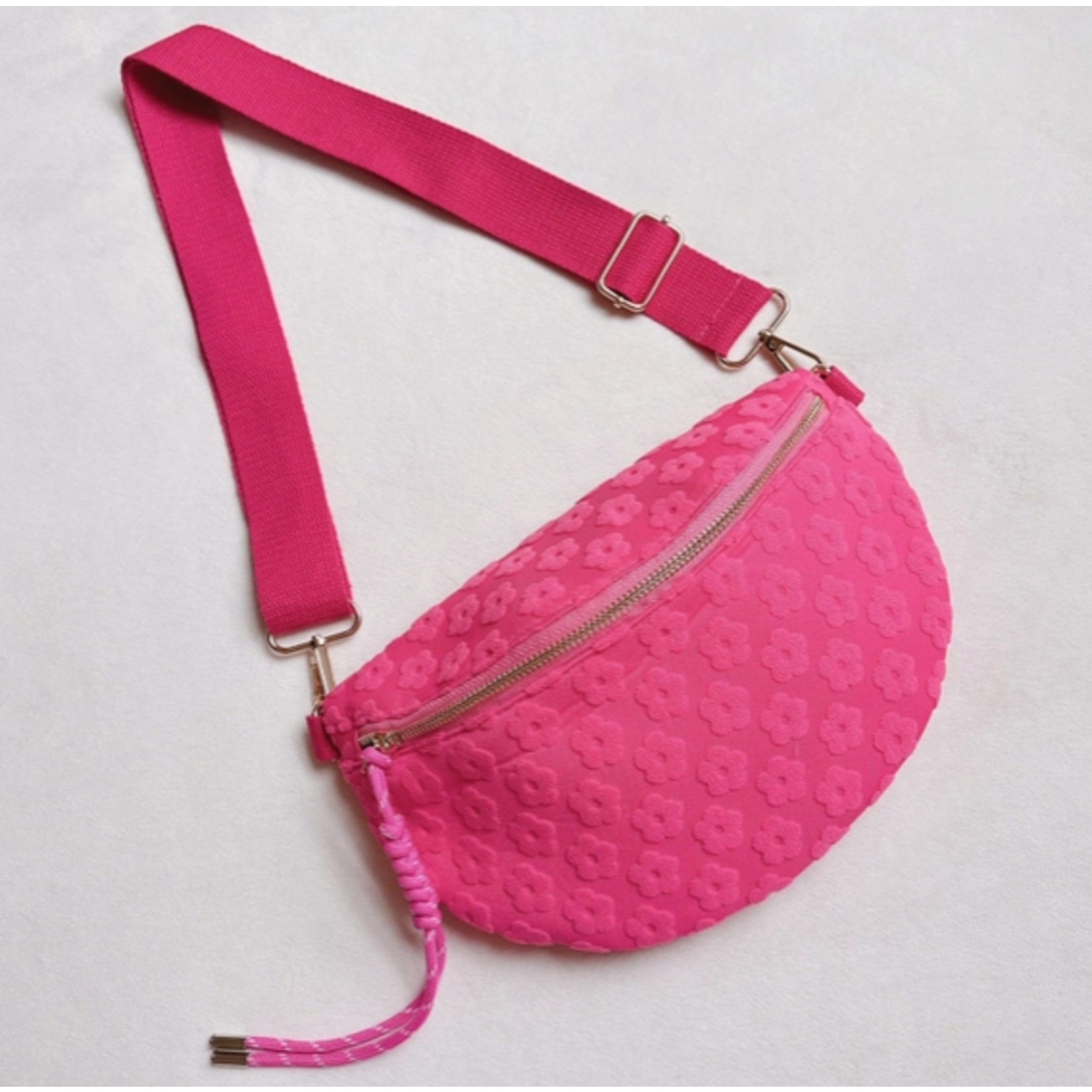 Ellison+Young E&Y Embossed Daisy Blossom Belt Sling Bag Pink