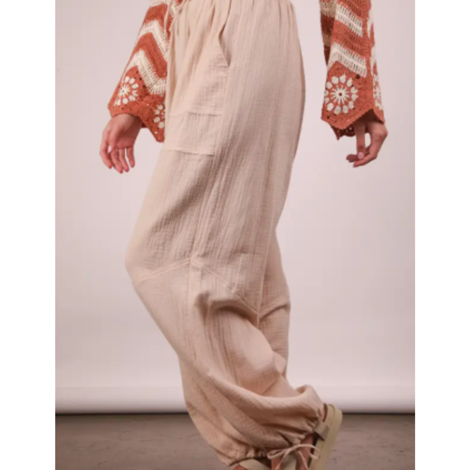 Very J Very J Wide Leg Gauze Solid Pants
