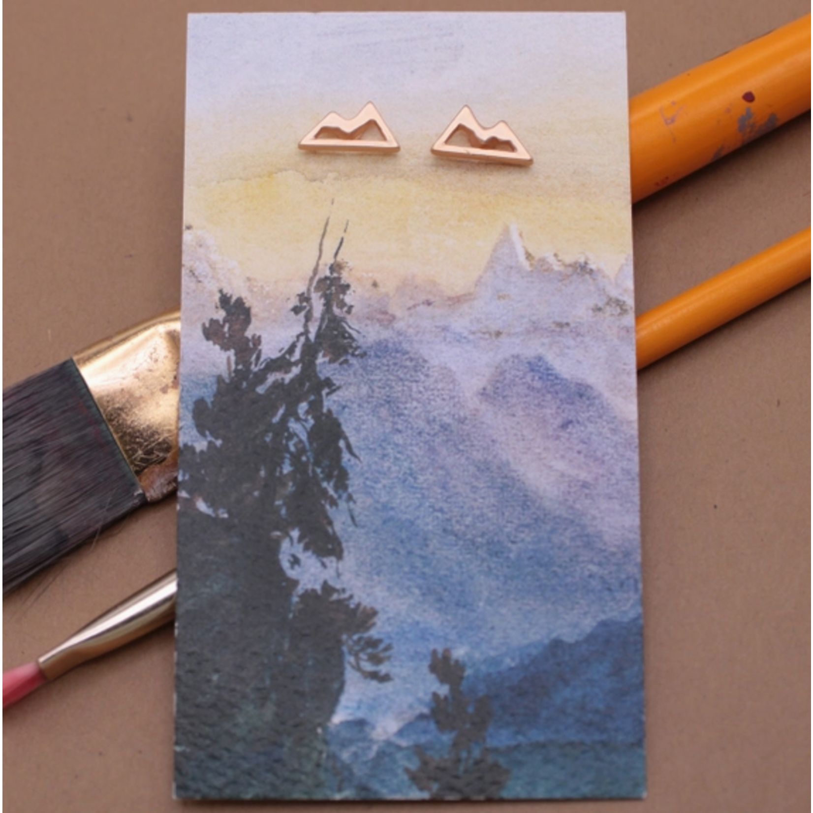 ZAD ZAD Mountain View Fine Art Gold Post Earrings