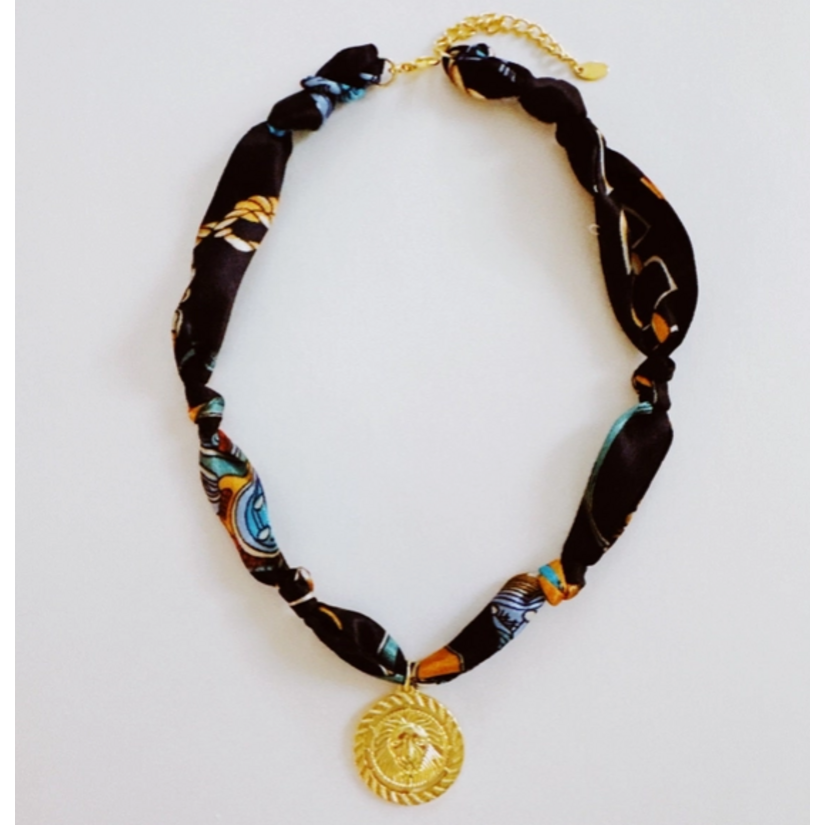 Ellison+Young E&Y Luxe Print Medallion Pendant Scarf Necklace Black