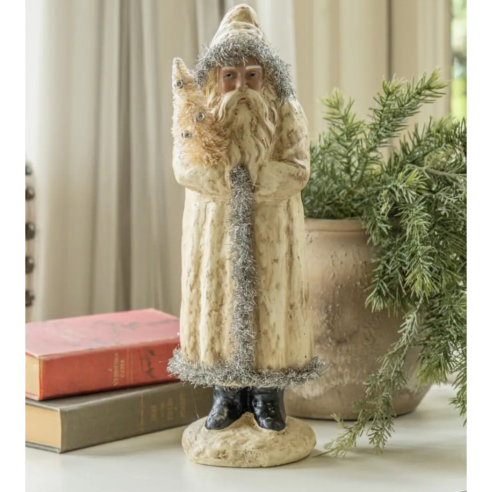 Ragon House Ragon House 14" Vintage White Belsnickle