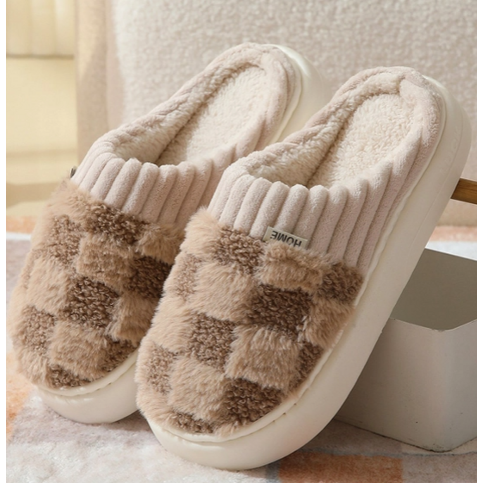 ACCITY Checkered Fuzzy Warm Slippers