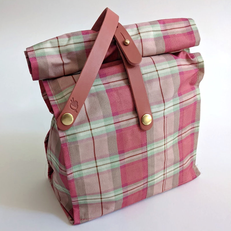 Hide & Hammer Limited Edition 03 The Iconic Roll Top Bag en Espace Tricot Tartan