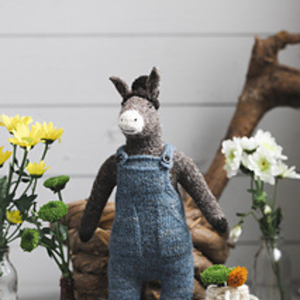 Laine Publishing Mouche & Friends: Seamless Toys to Knit by Cinthia Vallet