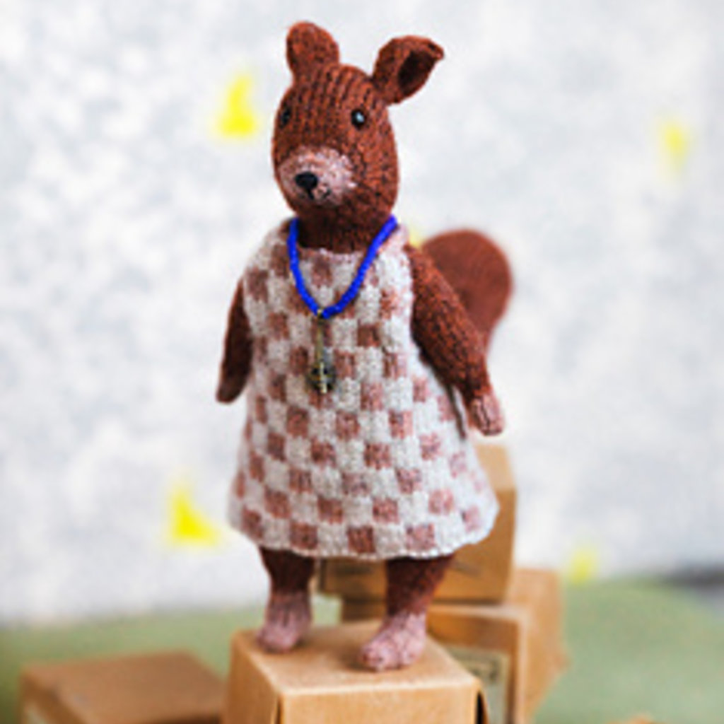 Laine Publishing Mouche & Friends: Seamless Toys to Knit by Cinthia Vallet