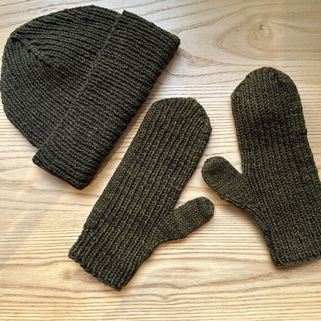 Espace Tricot Winter's Watch Set Kit