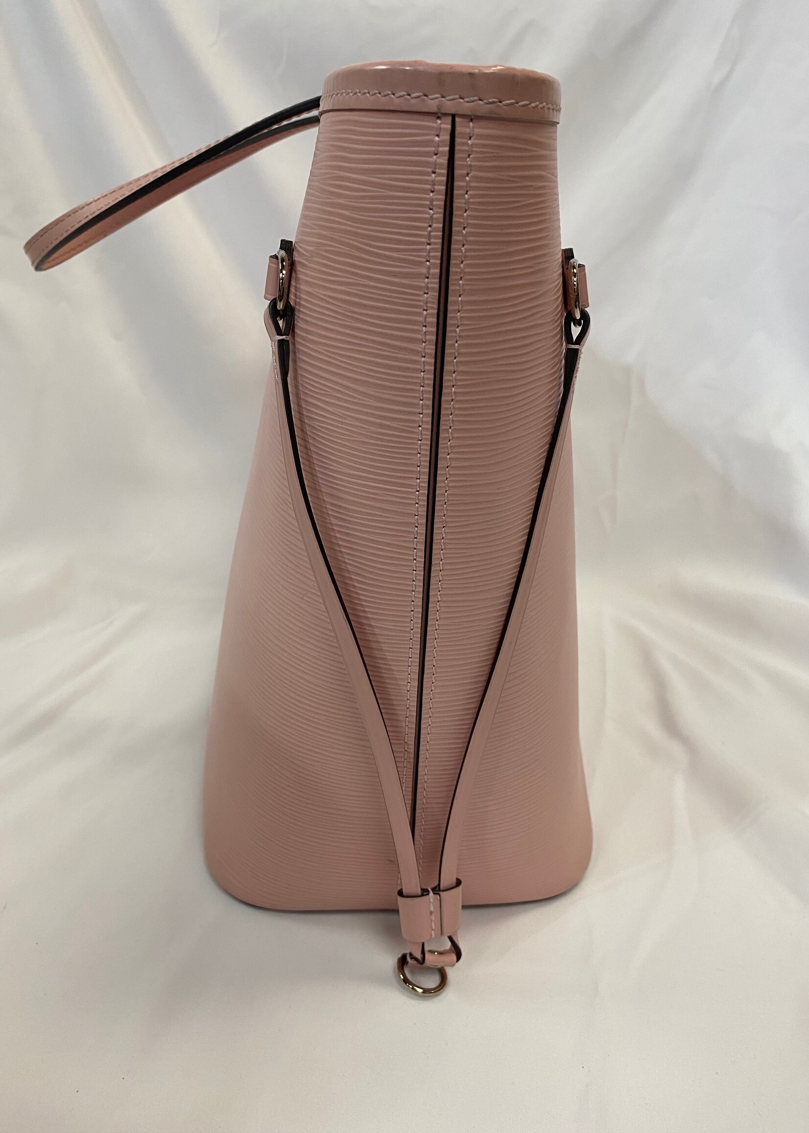 Louis Vuitton - Epi Leather Pink Handbag