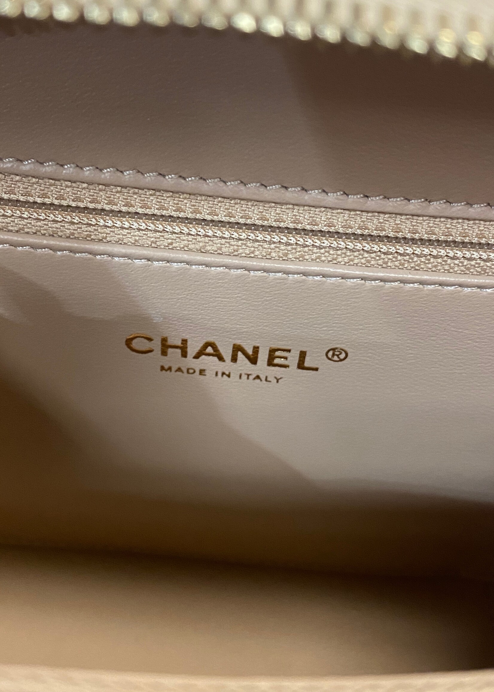 Chanel Chanel Filigree Vanity Case Beige Caviar