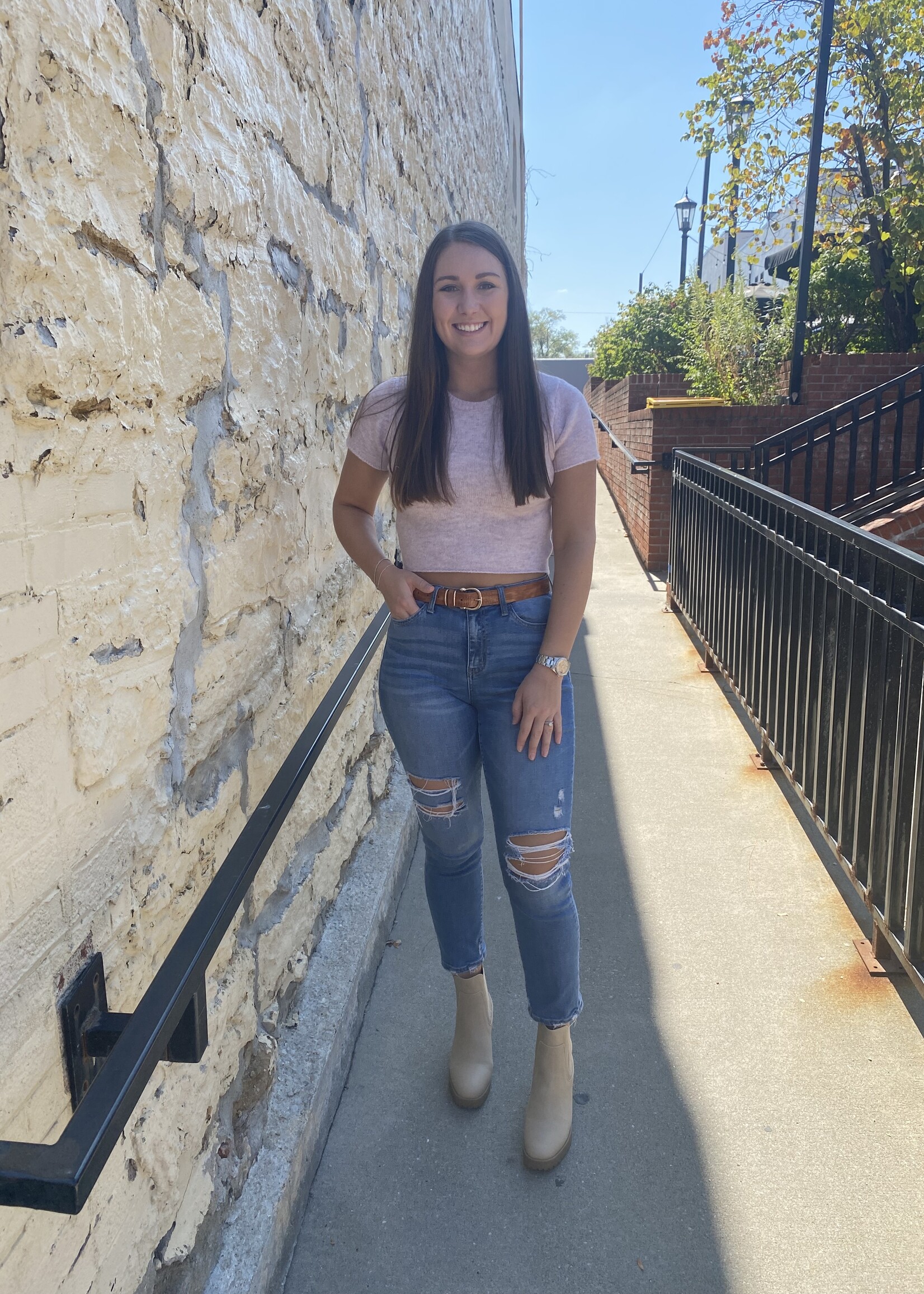 Short Sleeve Pink Cropped Sweater